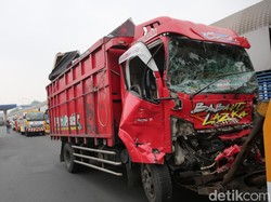 9 Fakta Ngerinya Tabrakan di GT Halim Dipicu Truk Ugal-ugalan