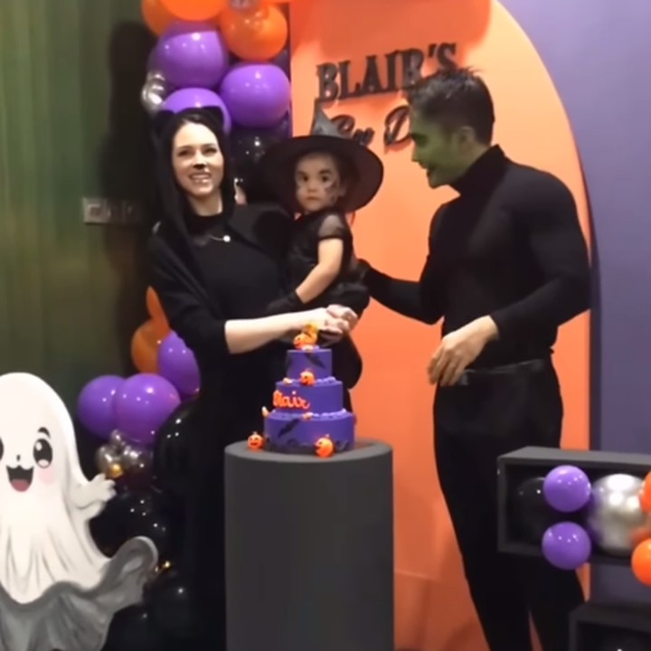 <p>Blair Willow Pangalila lahir pada 24 Maret 2021. Belum lama ini, Blair baru saja merayakan ulang tahunnya yang ketiga, lho. (Foto: Instagram: @cfrank3030)</p>