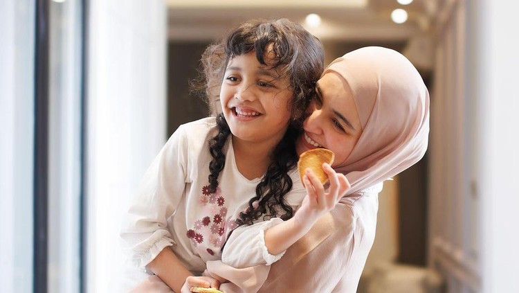 Potret Shafiyyah Putri Shireen Sungkar