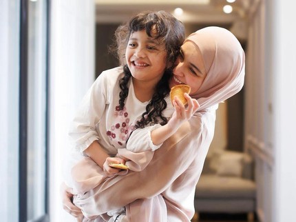5 Kisah Anak Artis Alami Speech Delay, dari Shireen Sungkar hingga Acha Sinaga