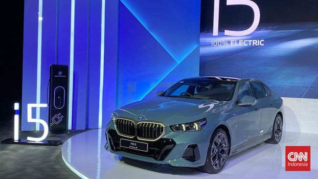 BMW Kenalkan Sedan Listrik i5 di Indonesia, Harga Menyusul Bulan Depan