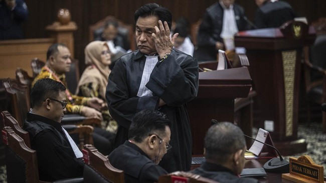 Yusril Hadapi Mahfud di Sidang MK, Kutip Pernyataan Mantan Hakim MK Sendiri