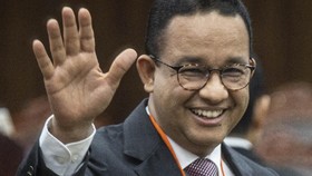 Anies Beri Sinyal Maju Pilgub DKI, Bisa Lawan RK hingga Ahok