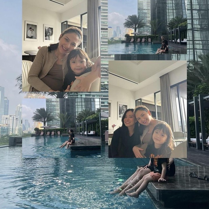 <p>Tidak hanya dekat dengan Asmirandah saja, ternyata Jessica Mila juga sudah akrab dengan anak dari Bunda yang biasa dipanggil Andah ini. Bahkan, Chloe juga terlihat sempat bermain air di pinggir kolam renang bersama Mila. (Foto: Instagram @asmirandah89).</p>