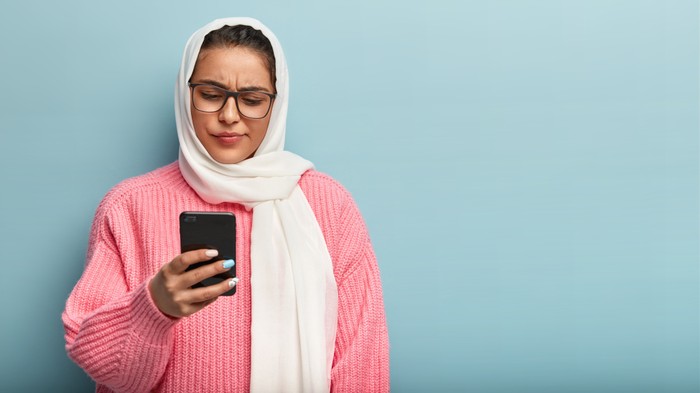 Hukum Berzakat di Marketplace, Sah atau Tidak?