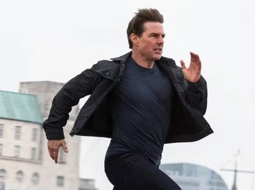 Lakoni Adegan Berbahaya di 'Mission Impossible', Tom Cruise Raih Rekor Dunia