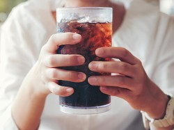 13 Ribu Minuman Cola Zero Sugar Ditarik dari Pasaran, Mengandung 40 Gram Gula