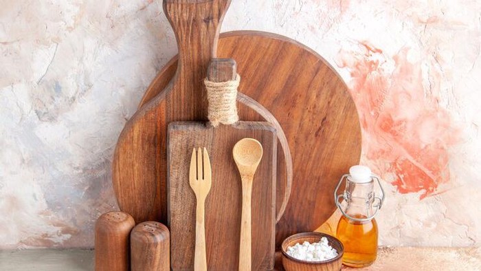 4 Alasan Kamu Harus Beralih Menggunakan Peralatan Masak Berbahan Kayu