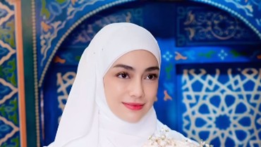 Begini Penjelasan Celine Evangelista soal Penampilan Lebih Tertutup