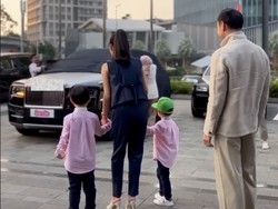 Harvey Moeis Pernah Kasih Kado Ultah Rolls-Royce ke Sandra Dewi