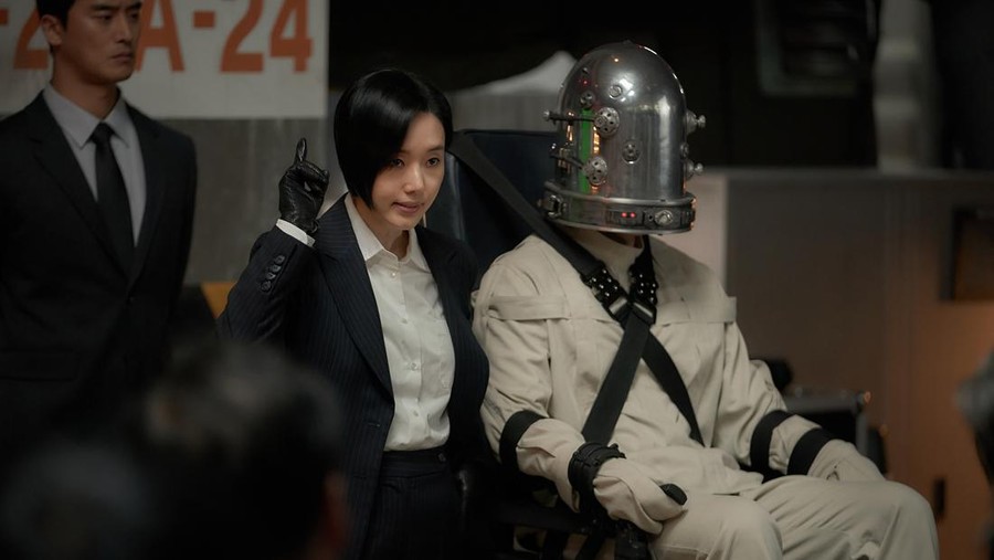 Adegan dalam serial Netflix Parasyte: The Grey. Tayang mulai 5 April 2024.
