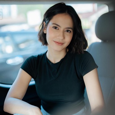 Inikah Isyarat Pevita Pearce Kembali Bintangi Sekuel Film '5cm'?