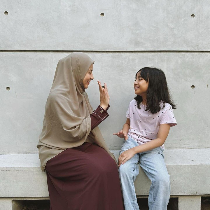 <p>Bertambahnya usia Megumi ini turut membuat netizen berbahagia. Tidak sedikit yang ikut mendoakan kesehatan serta kebahagiaan Megumi. (Foto: Instagram: @natasharizkynew)</p>