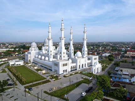 25 Tempat Wisata Solo yang Lagi Hits dari Alam hingga Kuliner Enak, Ramah Anak Bun!