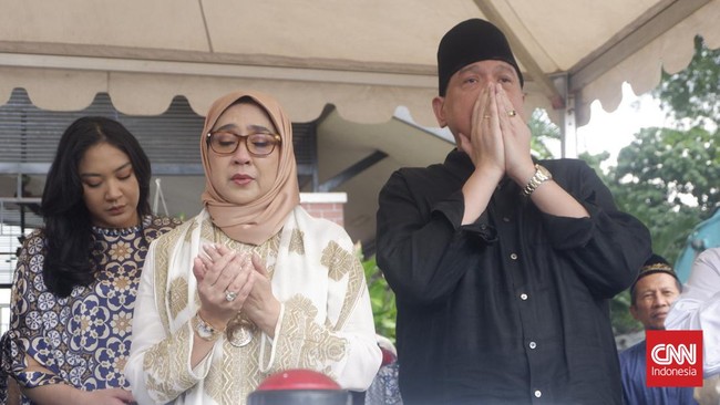 Ketua Yayasan CT Arsa Foundation Anita Tanjung terharu suaminya Chairul Tanjung 'korbankan' rencana gedung 18 lantai demi penuhi mimpinya bangun masjid.