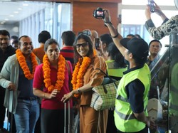 Bawa 183 Penumpang dari India, IndiGo Airlines Mendarat Perdana di Ngurah Rai