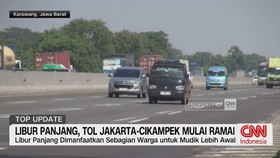 VIDEO: Libur Panjang, Tol Jakarta-Cikampek Mulai Ramai