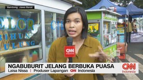 VIDEO: Ngabuburit Jelang Berbuka Puasa