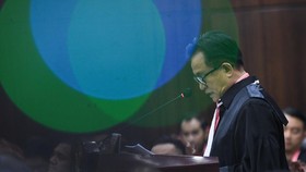 Tim Ganjar di MK: Apa Gibran Lebih Pantas Jadi Wapres daripada Yusril?