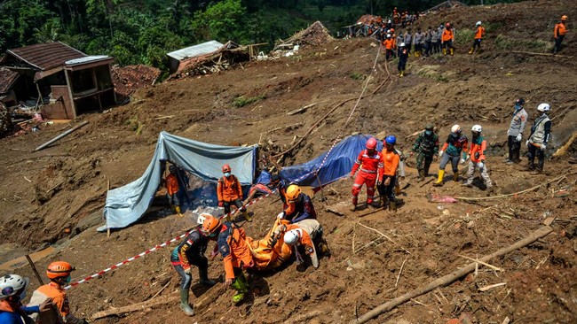 Operasi Pencarian Korban Longsor Bandung Barat Resmi Ditutup