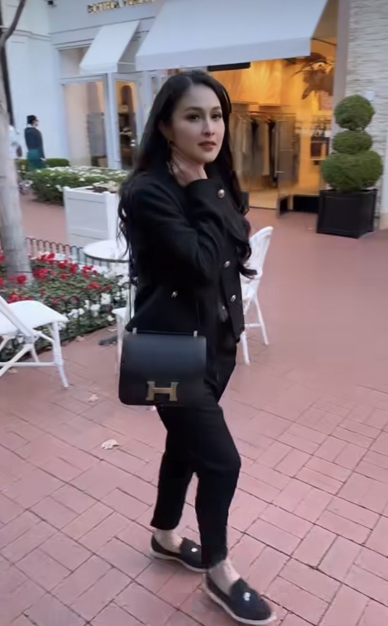 Sandra Dewi Sandra Dewi