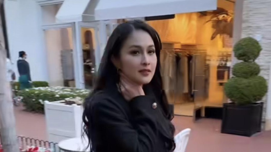 Sandra Dewi