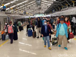 Stasiun Bandung Mulai Kebanjiran Pemudik