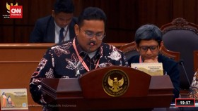 VIDEO: Bawaslu: Jokowi Tak Langgar Netralitas Saat Bagikan Bansos