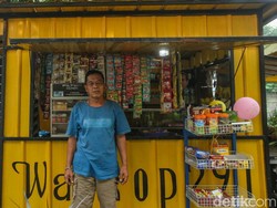Warkop Tongkrongan Anak Muda Jajan Rp 5.000 Duduk Berjam-jam, Omzetnya Berapa?