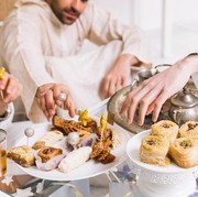 5 Kiat Jitu Kontrol Nafsu Makan Saat Lebaran, Dijamin 'Anti Melar-Melar Club'