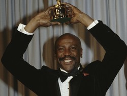Aktor Kulit Hitam Pertama yang Raih Oscar Louis Gossett Jr Meninggal