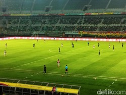 Liga 1: Persebaya Ingin Bonek Penuhi GBT Saat Lawan Dewa United
