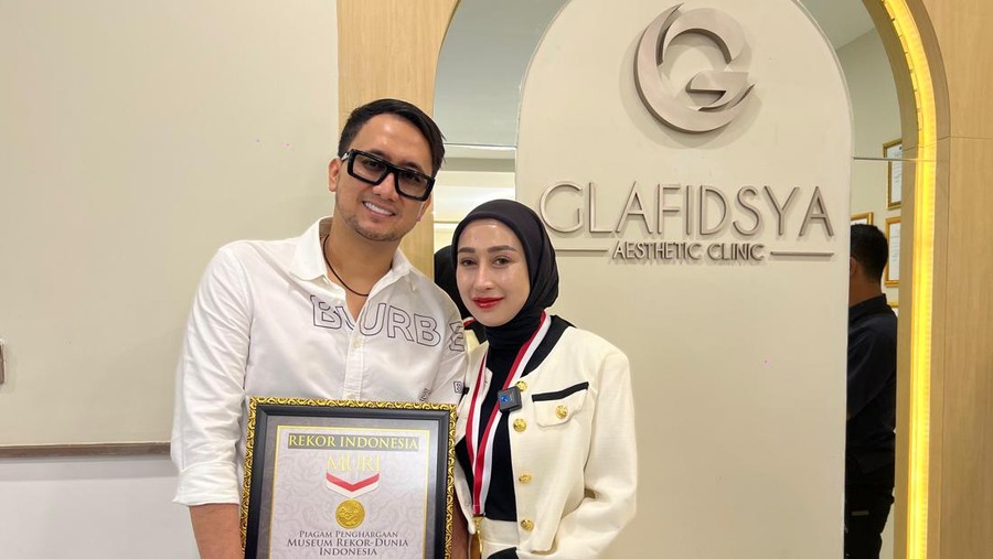 Dokter Reza Gladys