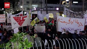 VIDEO: Ratusan Warga Palestina Unjuk Rasa Peringati Hari Tanah ke-48