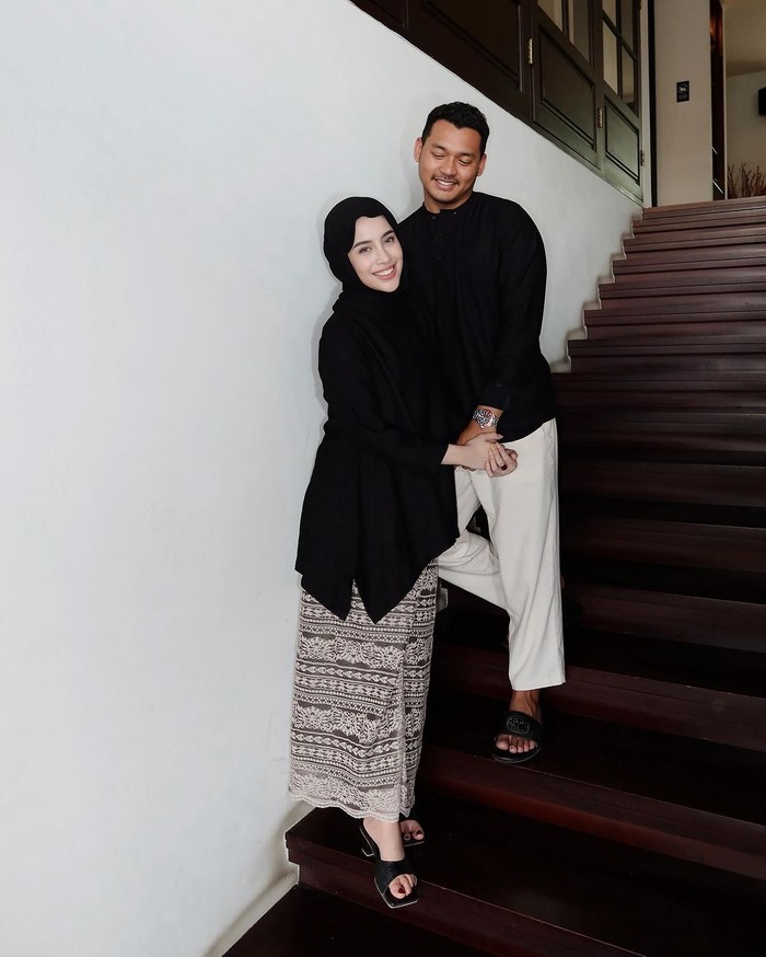 Aghnia Punjabi dan suami