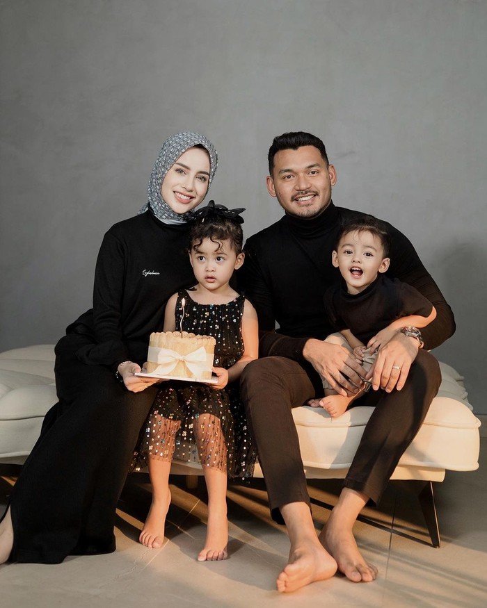 Aghnia Punjabi/Foto: instagram.com/emyaghnia