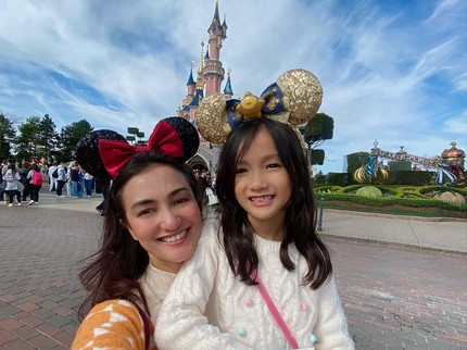 Terpopuler: Potret Salma Jihane, Putri Semata Wayang Atiqah Hasiholan dan Rio Dewanto