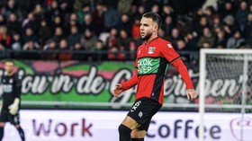 Verdonk Hampir Cetak Gol Indah dari Tendangan Bebas, Netizen Ngeri