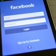 Miris! Ada Banyak Grup Penyuka Hubungan Sedarah di Facebook, Anak Jadi Korban