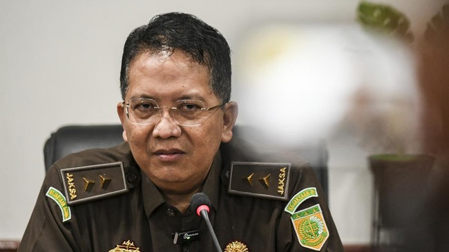 Kejagung membantah pernah menyebut ada 2 artis terlibat kasus dugaan korupsi tata niaga timah di wilayah IUP PT Timah tahun 2015-2022.