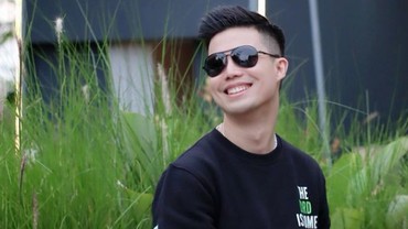Sosok Pendeta Marcel yang Viral Ajak Jemaat War Takjil, Ternyata Eks Boyband