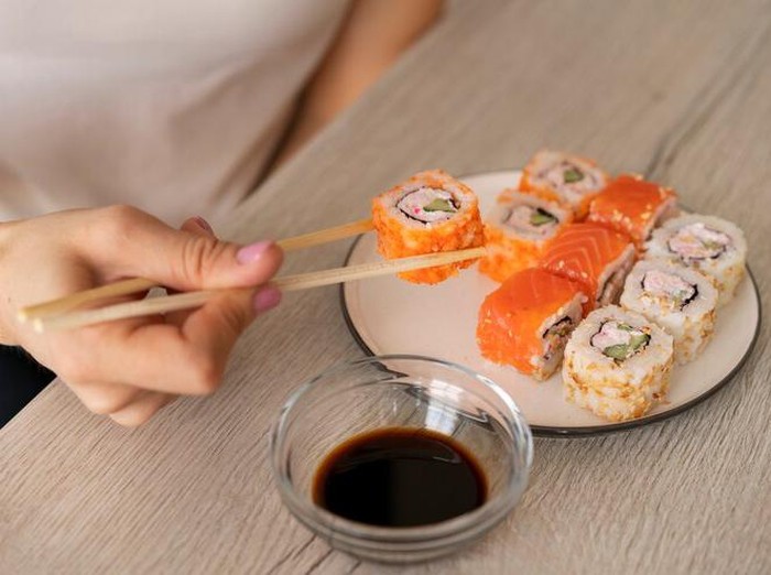 Menu makan malam ala orang Jepang saat diet (Diet setelah lebaran/Foto: freepik.com/Freepik) Menu makan malam ala orang Jepang saat diet (Diet setelah lebaran/Foto: freepik.com/Freepik)