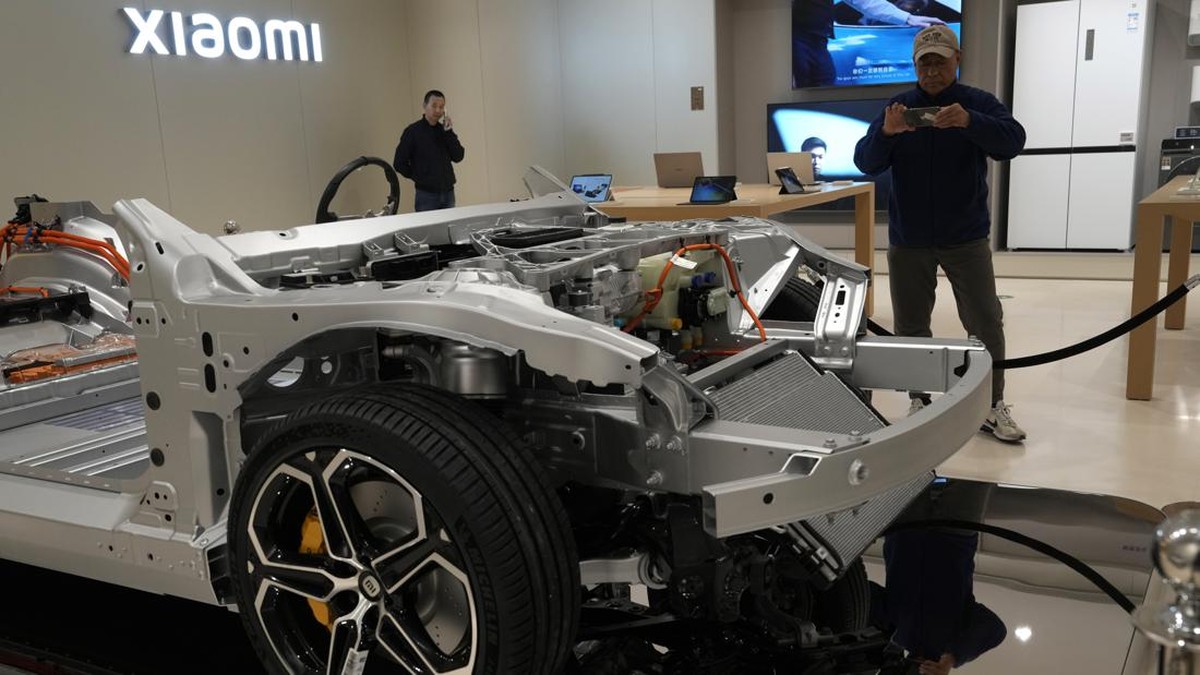 FOTO: Secanggih Apa Xiaomi SU7 yang Lebih Murah dari Tesla Model 3?