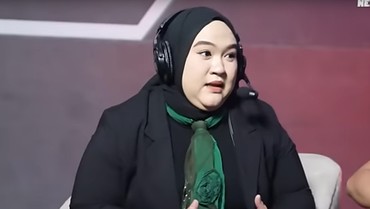 img-title Gunakan Ilmu Kebatinan, Ria Puspita Benarkan Stevie Agnecya Disantet