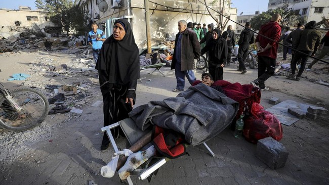 FOTO: RS Al Shifa di Gaza Hancur Lebur usai 2 Minggu Digempur Israel