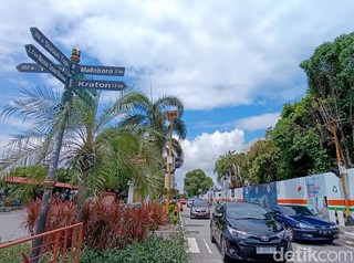 Mau Coba Jalan Kaki saat Slow Trip di Jogja? Ini Pilihan Hotel yang Pas