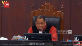 VIDEO: Hakim MK: 3 Kali Pilpres, Saya Lihat Bawaslu Selalu Pasif