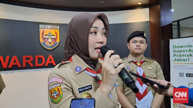 Istri Ridwan Kamil, Atalia Praratya, bakal ikut kampanye untuk Pilgub DKI Jakarta 2024. Demikian pula istri Suswono.