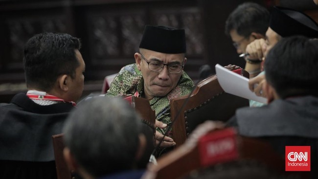 Audiensi Sengketa Pilpres: Keterangan Saksi KPU Ditinjau Hari Ini