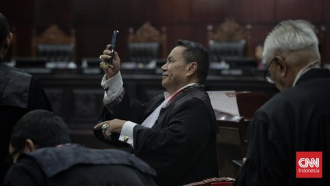 kuasa-hukum-pihak-terkait-dari-pasangan-prabowo-gibran-hotman-paris-hutapea-saat-sidang-lanjutan-sengketa-hasil-pilpres-2024-d-4_169 kuasa-hukum-pihak-terkait-dari-pasangan-prabowo-gibran-hotman-paris-hutapea-saat-sidang-lanjutan-sengketa-hasil-pilpres-2024-d-4_169